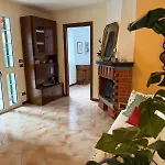 Σπίτι διακοπών Con Giardino E Posto Auto