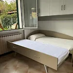 Con Giardino E Posto Auto *